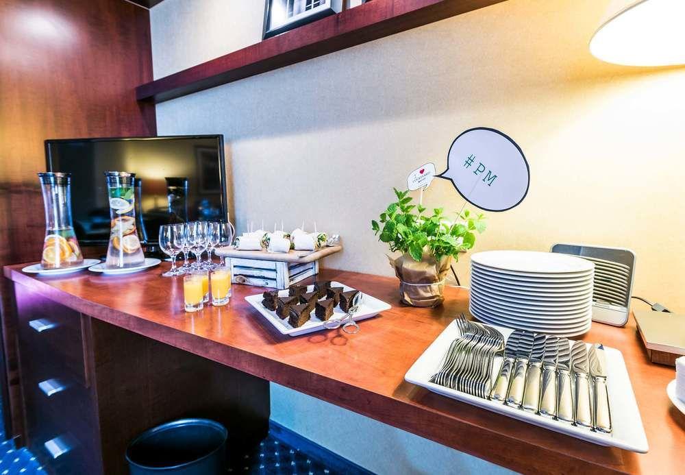 Courtyard By Marriott Prague City Ngoại thất bức ảnh