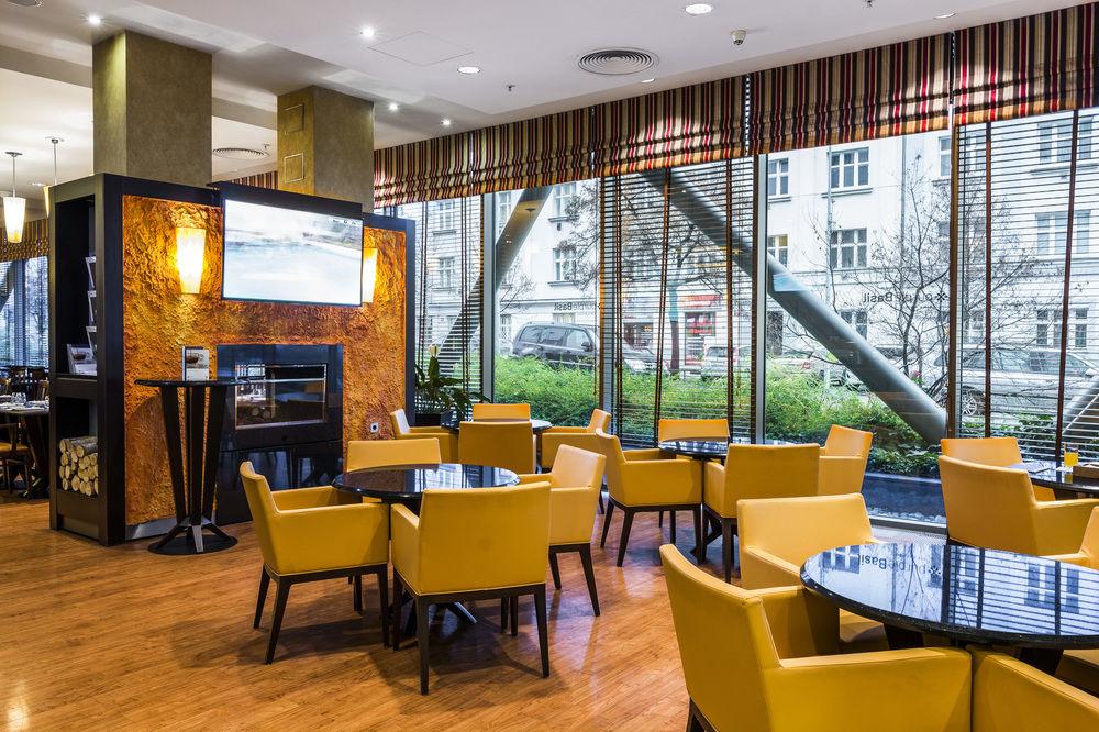 Courtyard By Marriott Prague City Ngoại thất bức ảnh