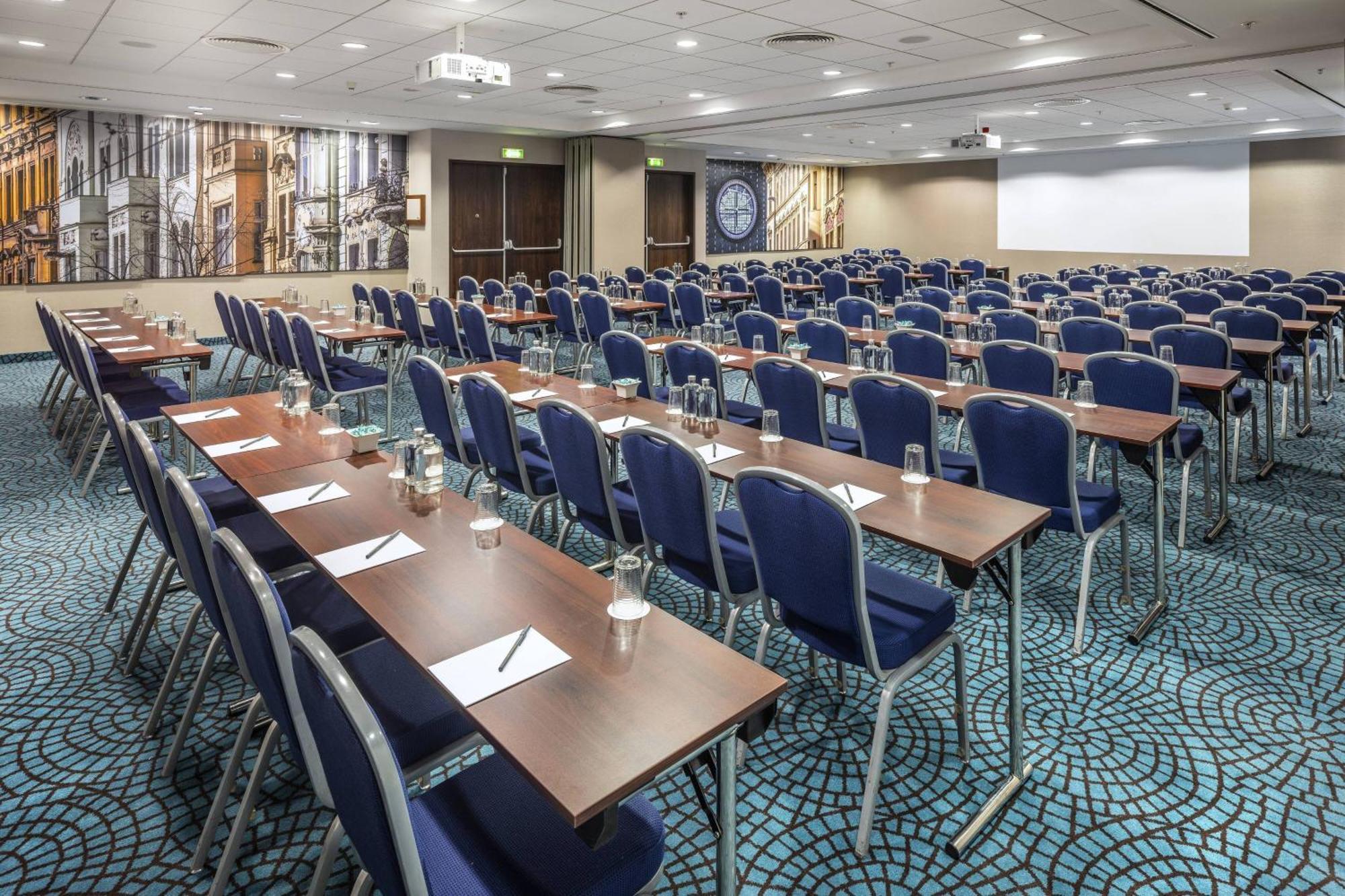 Courtyard By Marriott Prague City Ngoại thất bức ảnh