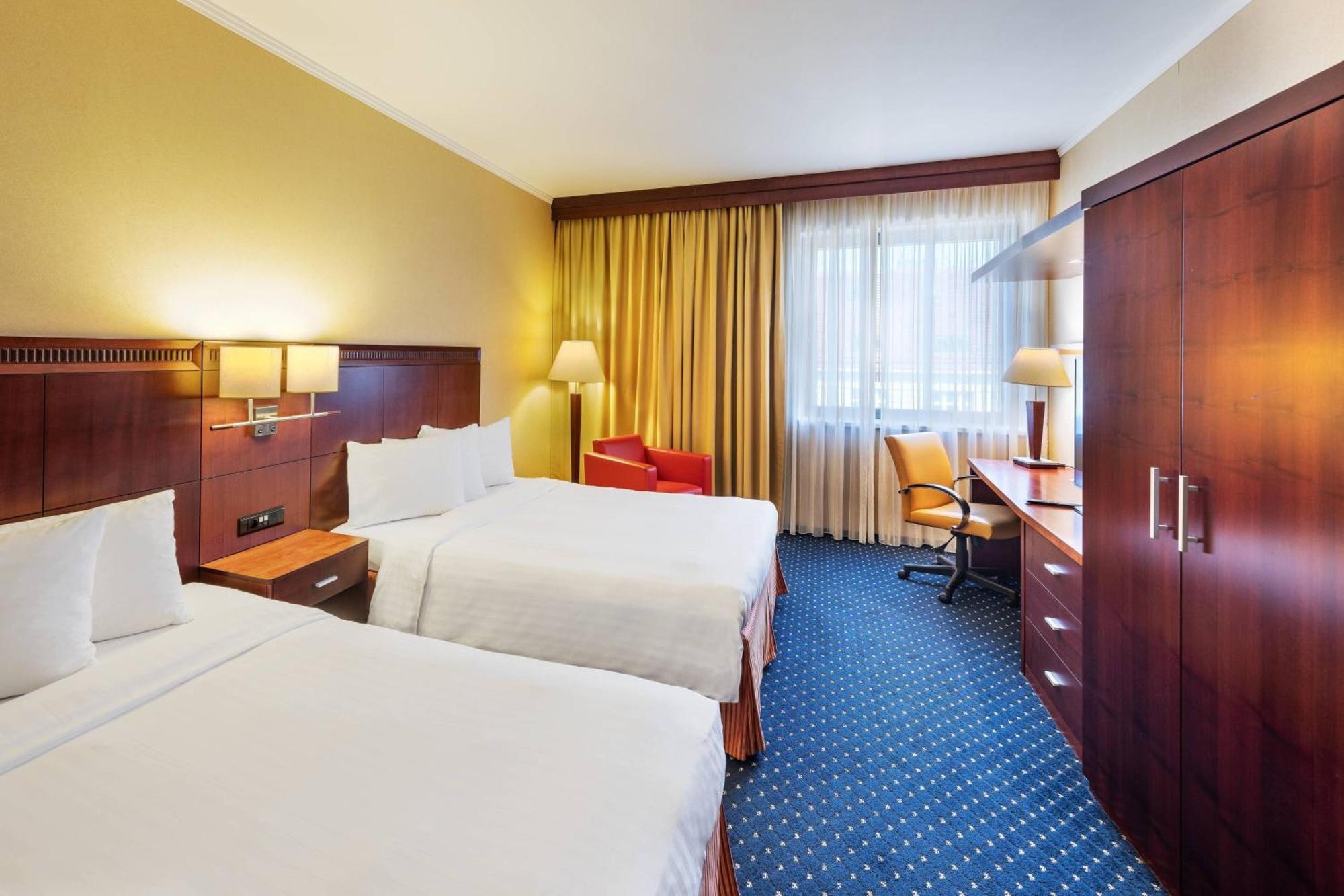 Courtyard By Marriott Prague City Ngoại thất bức ảnh